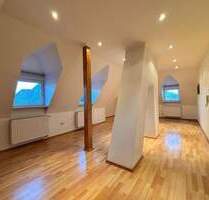 Helle freundliche Dachgeschosswohnung in bester Lage in Speyer