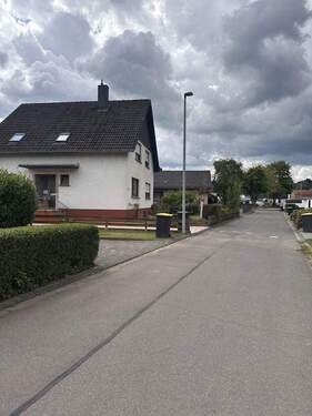 Seitenansicht Wohnstraße - 7 Zimmer Einfamilienhaus zum Kaufen in Schleiden