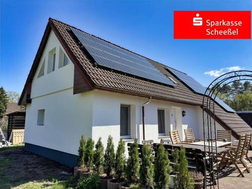 Gartenansicht - Saniertes Ferienhaus mit Gartenidylle - lichtdurchflutet & zukunftsorientiert