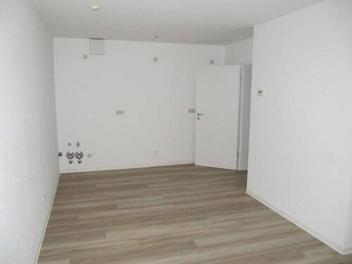 offener Küchenbereich - 2 Zimmer Etagenwohnung in Auerbach