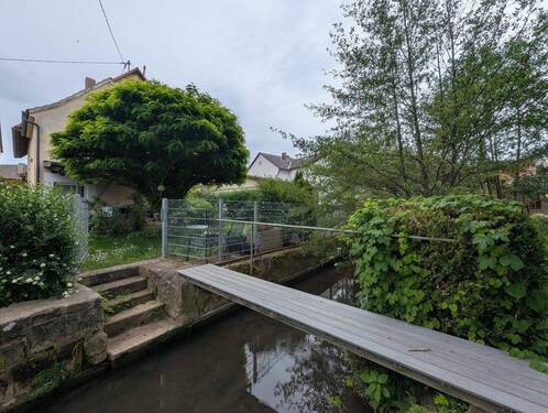 Bach & Garten - 7 Zimmer Doppelhaushälfte zum Kaufen in Thurnau