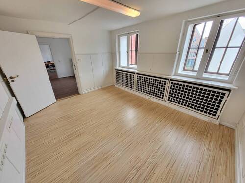 Büro 3 - 