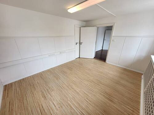 Büro 3 - 