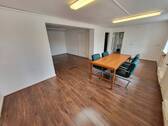 Büro 1 - 