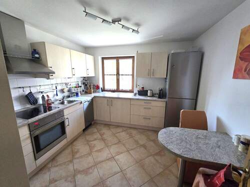 gepflegte Wohnküche - 3 Zimmer Etagenwohnung in Penzberg