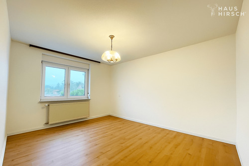 Schlafzimmer EG/im Renovierungszustand - 