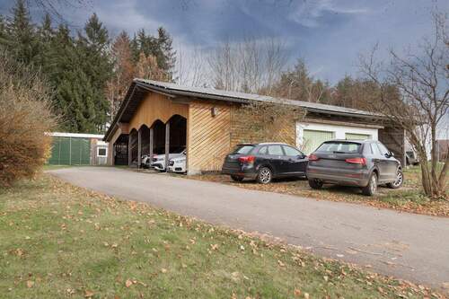 Carport und Garagen - 