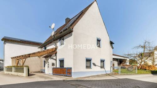 Außenansicht 1 - Raum für Familie & Hobbys - Haus mit Werkraum, 6 Zimmern, 2 Bädern und Dachstudio