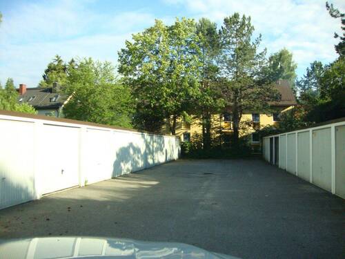 Einzelgarage ca. 80 m - 