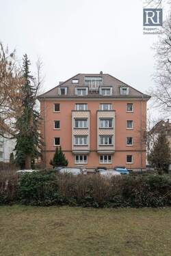 Hausansicht - 3 Zimmer Etagenwohnung zum Kaufen in Würzburg