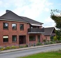 Wohnen im Goldbachtal: 4 Zimmer-Wohnung in einem modernisiertem Zweifamilienhaus - Beckdorf