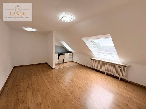 Wohnzimmer - 2-Zimmerwohnung in Burgwedel zur Miete.