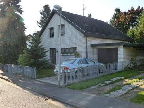 Guxhagen Rhönstraße 12 2.JPG - 4 Zimmer Einfamilienhaus zur Miete in Guxhagen