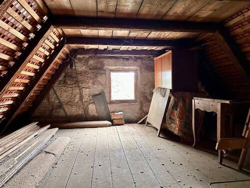 Dachboden 1 - 
