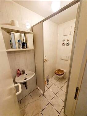 WC - Büro mit 68,00 m&sup2; in Wiesbaden zum Kaufen