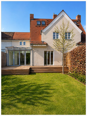 Bild 01 - Charmantes Wohnhaus mit Terrasse, Garten und hochwertigem Wohnambiente