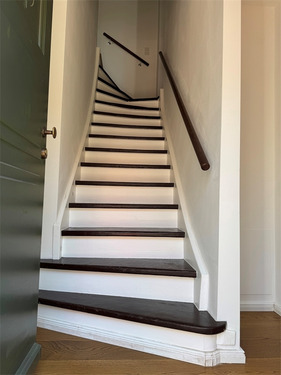 Bild 04 - Einfamilienhaus mit 129,00 m&sup2; in Berlin zur Miete