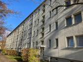 CPDO9839.JPG - Geräumige Familien- oder WG-Wohnung mit Balkon in Zwickau, Marienthal