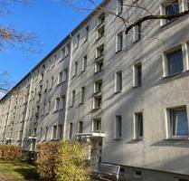 Geräumige Familien- oder WG-Wohnung mit Balkon in Zwickau, Marienthal