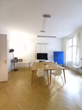Großzügiges Altbau-Büro - Büro zur Miete in Berlin