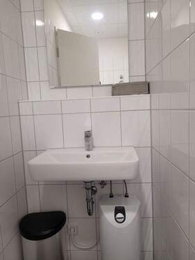 WC Ansicht 1 - 