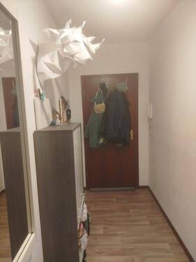 Flur - 2 Zimmer Etagenwohnung zum Kaufen in Bielefeld