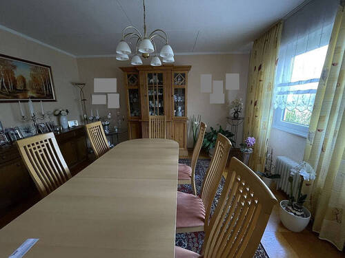 Wohn-/Esszimmer - 