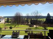 Ausblick Balkon - Barrierefreie Erdgeschosswohnung mit Südbalkon und ruhiger Lage - Ihr neues Zuhause im Grünen!