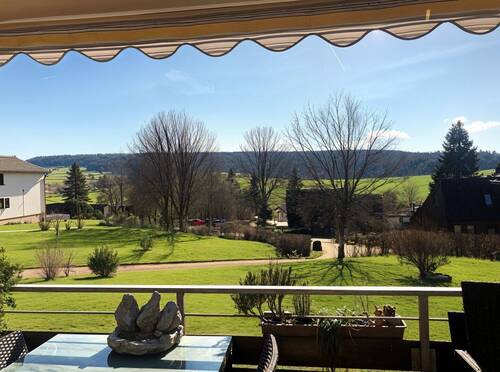 Ausblick Balkon - Barrierefreie Erdgeschosswohnung mit Südbalkon und ruhiger Lage - Ihr neues Zuhause im Grünen!