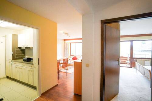Flur - Etagenwohnung mit 77,80 m² in Waldachtal zum Kaufen