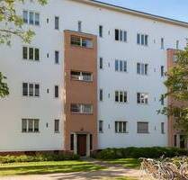 Sofort bezugsfrei - Ruhige Dachgeschosswohnung - Berlin Mariendorf