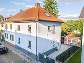 Hausansicht-D1 - 6 Zimmer Doppelhaushälfte zum Kaufen in Frankfurt am Main