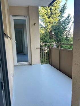 Balkon v. Schlafzimmer.jpg - 3 Zimmer Etagenwohnung in Nürnberg