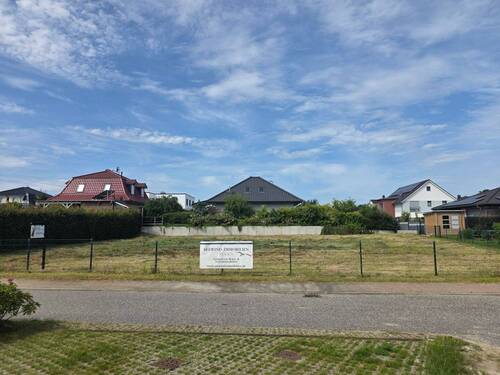 Der Seglerring wird zu Ihrem Zuhause - Grundstück in ruhiger Lage von Lauterbach auf der Insel Rügen - 