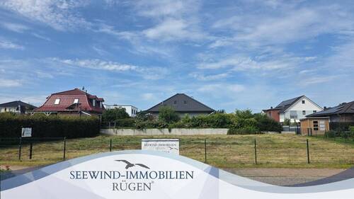 Der Seglerring wird zu Ihrem Zuhause - Grundstück in ruhiger Lage von Lauterbach auf der Insel Rügen - Der Seglerring wird zu Ihrem Zuhause - Grundstück in ruhiger Lage von Lauterbach auf der Insel Rügen