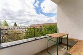 Balkon - 2 Zimmer Etagenwohnung in Berlin
