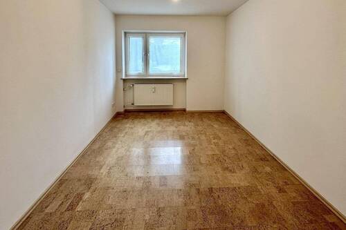 Kinderzimmer/Büro - 