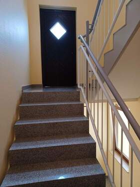 Treppenhaus - 2 Zimmer Etagenwohnung zum Kaufen in Wachtberg
