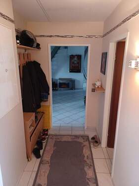 Flur - 2 Zimmer Etagenwohnung in Wachtberg