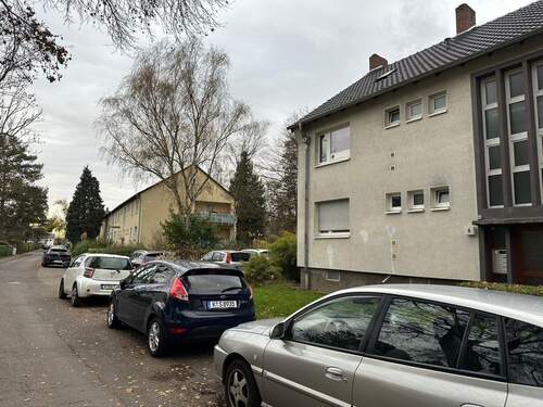 Wohnung außen.jpeg - 2 Zimmer Etagenwohnung zum Kaufen in Köln