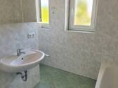 inklusive beleuchtbarem Spiegelschrank - 