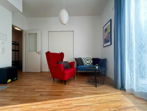 Wohnbereich - 2 Zimmer Etagenwohnung in Berlin