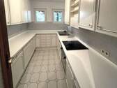 Küche mit EBK - Etagenwohnung mit 98,00 m&sup2; in Nürnberg zum Kaufen