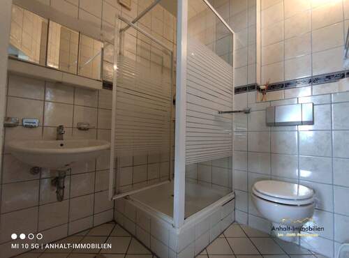 Zimmer 6 -Badezimmer - 