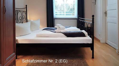 Schlafzimmer im EG - 