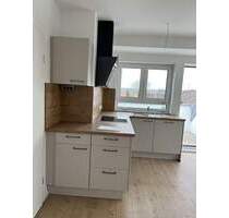 Thannhausen 2,5 Zimmer Wohnung hell und sonnig mit Dachterrasse