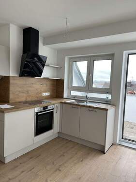 Küche u Dachterrasse - 3 Zimmer Etagenwohnung zur Miete in Thannhausen