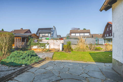 Blick in den Garten - 1 Zimmer Einfamilienhaus in Alsdorf