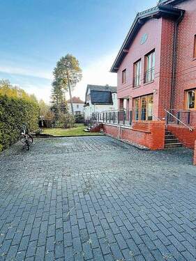 Hausansicht - Doppelhaushälfte mit 222,70 m&sup2; in Oranienburg zum Kaufen