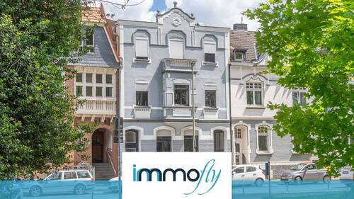 Hausansicht - Charme trifft Flexibilität: Stadthaus mit idyllischem Garten und vielseitigen Nutzungskonzepten